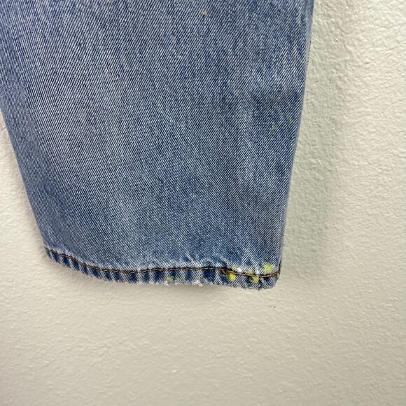 Levi's Men's 550 Relaxed Fit Distressed Jeans 34 x 31 Light Wash - Picture 11 of 11